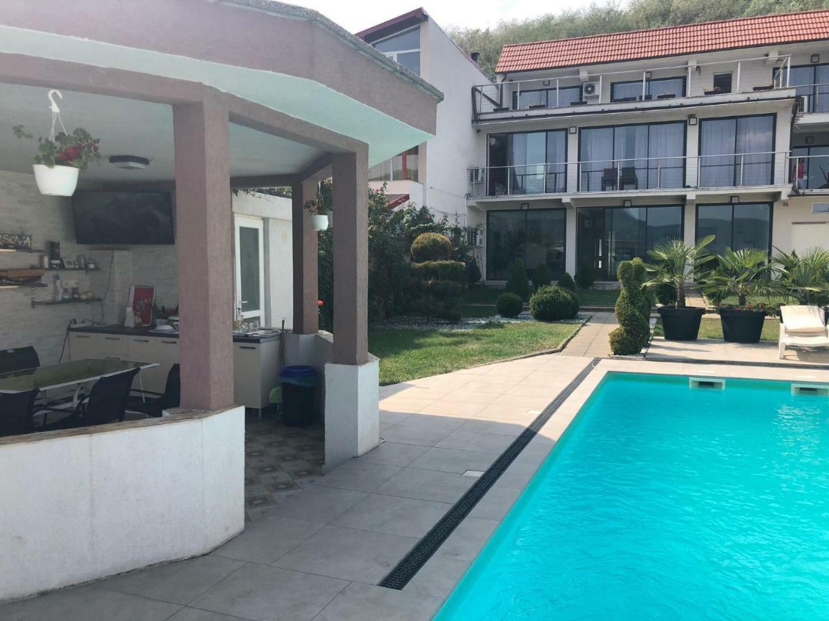 מלון Casa Doma Orşova מראה חיצוני תמונה